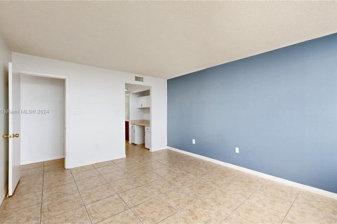 Copropriété à vendre à Aventura, Floride: 1 chambre, 93.37 m2 № 1387931 - photo 14