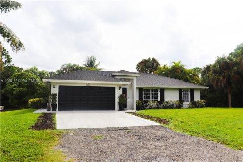 House in Loxahatchee Groves, Florida 3 bedrooms, 125.88 sq.m. № 1387964 - photo 1