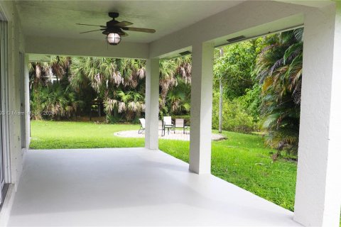 House in Loxahatchee Groves, Florida 3 bedrooms, 125.88 sq.m. № 1387964 - photo 17