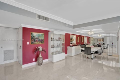 Copropriété à vendre à Aventura, Floride: 3 chambres, 151.34 m2 № 1387932 - photo 27