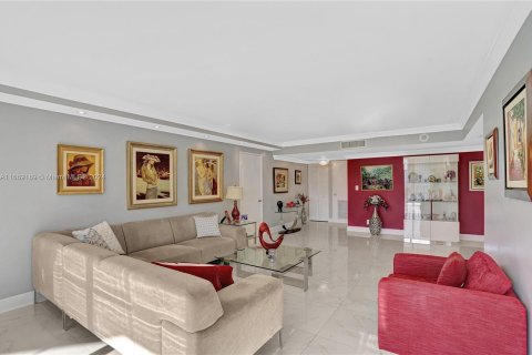 Condo in Aventura, Florida, 3 bedrooms  № 1387932 - photo 20