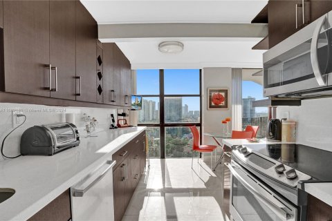 Condo in Aventura, Florida, 3 bedrooms  № 1387932 - photo 6