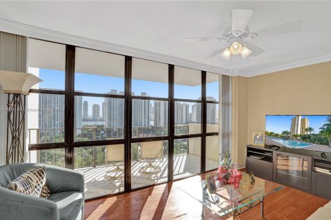 Condominio en venta en Aventura, Florida, 3 dormitorios, 151.34 m2 № 1387932 - foto 13