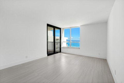 Condominio en venta en South Palm Beach, Florida, 2 dormitorios, 154.59 m2 № 996402 - foto 24