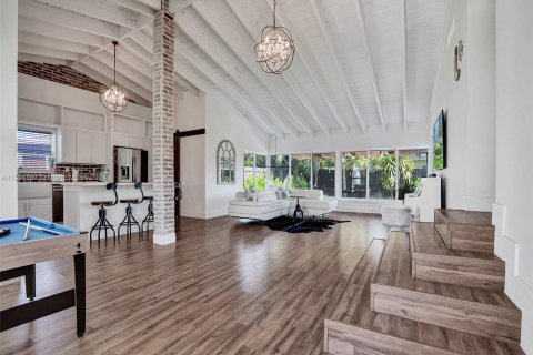Villa ou maison à vendre à Hollywood, Floride: 3 chambres, 160.54 m2 № 1188333 - photo 8