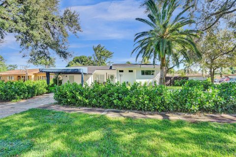 Villa ou maison à vendre à Hollywood, Floride: 3 chambres, 160.54 m2 № 1188333 - photo 10