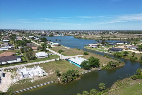 Terrain à vendre à Cape Coral, Floride № 1082344 - photo 6
