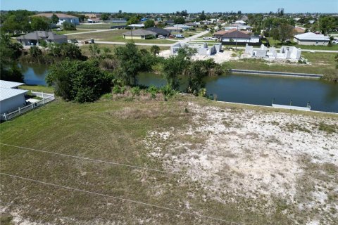 Terrain à vendre à Cape Coral, Floride № 1082344 - photo 2