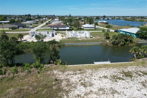 Terrain à vendre à Cape Coral, Floride № 1082344 - photo 7
