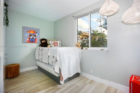 Adosado en venta en Miami Beach, Florida, 3 dormitorios, 120.77 m2 № 1360444 - foto 15