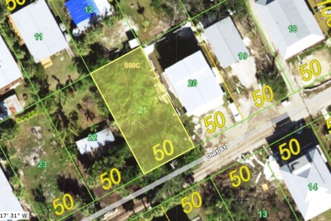 Terreno en venta en Placida, Florida № 1374685 - foto 1