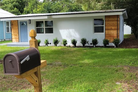 Casa en venta en Sanford, Florida, 3 dormitorios, 104.98 m2 № 1355678 - foto 1