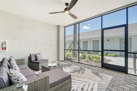 Condo in Venice, Florida, 2 bedrooms  № 1355755 - photo 5