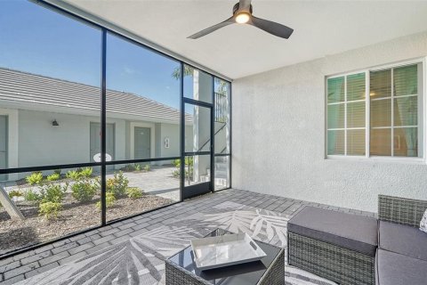 Condo in Venice, Florida, 2 bedrooms  № 1355755 - photo 4