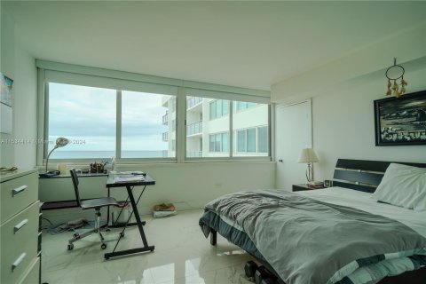 Купить кондоминиум в Майами-Бич, Флорида 1 спальня, 93.83м2, № 1013883 - фото 10