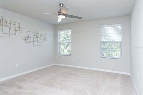Townhouse in Brandon, Florida 3 bedrooms, 141.68 sq.m. № 1014952 - photo 21