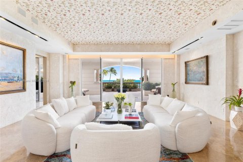 Condominio en alquiler en Miami Beach, Florida, 5 dormitorios, 582.31 m2 № 1355004 - foto 4