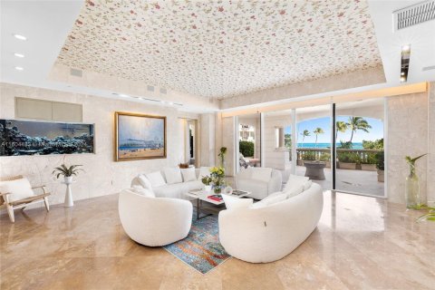 Condominio en alquiler en Miami Beach, Florida, 5 dormitorios, 582.31 m2 № 1355004 - foto 5