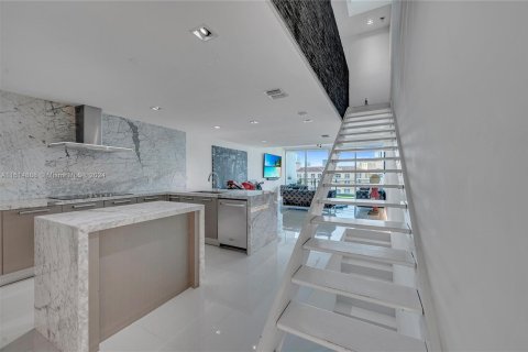 Copropriété à vendre à Aventura, Floride: 3 chambres, 173.63 m2 № 1237651 - photo 17