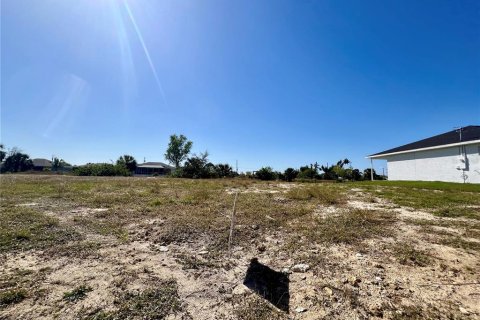 Terrain à vendre à Cape Coral, Floride № 1003858 - photo 4