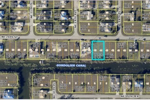Land in Cape Coral, Florida № 1003858 - photo 2