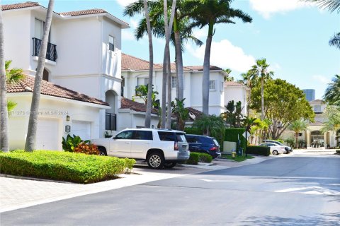 Copropriété à vendre à Aventura, Floride: 2 chambres, 100.06 m2 № 1391995 - photo 2