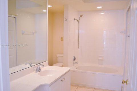 Condominio en venta en Aventura, Florida, 2 dormitorios, 100.06 m2 № 1391995 - foto 15