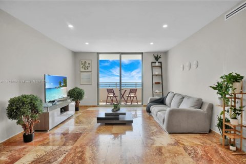 Condominio en venta en Miami Beach, Florida, 2 dormitorios, 97.36 m2 № 1391996 - foto 4