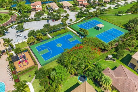 Villa ou maison à vendre à Jupiter, Floride: 5 chambres, 402.08 m2 № 1208643 - photo 2