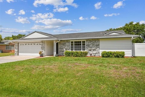 Villa ou maison à vendre à Kissimmee, Floride: 4 chambres, 153.1 m2 № 1257717 - photo 1