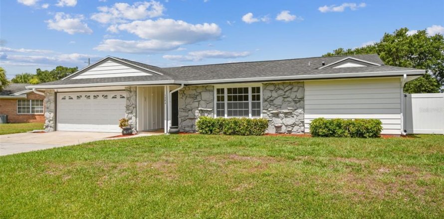 Villa ou maison à Kissimmee, Floride 4 chambres, 153.1 m2 № 1257717