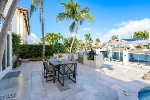 Villa ou maison à vendre à Delray Beach, Floride: 5 chambres, 565.12 m2 № 823325 - photo 7