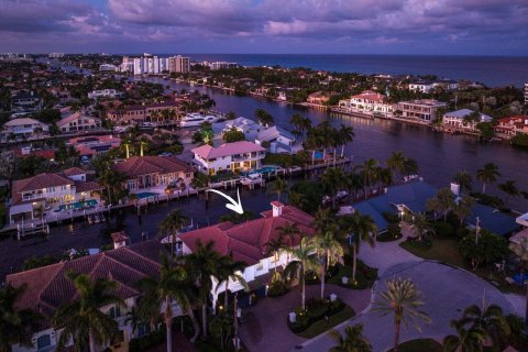 Villa ou maison à vendre à Delray Beach, Floride: 5 chambres, 565.12 m2 № 823325 - photo 1