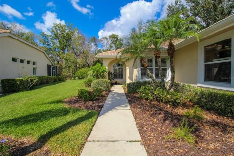 Villa ou maison à louer à Bradenton, Floride: 2 chambres, 169.08 m2 № 224700 - photo 7