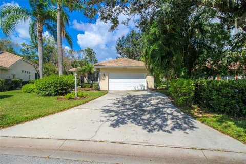 Casa en alquiler en Bradenton, Florida, 2 dormitorios, 169.08 m2 № 224700 - foto 2