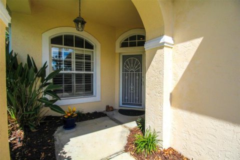 Villa ou maison à louer à Bradenton, Floride: 2 chambres, 169.08 m2 № 224700 - photo 8