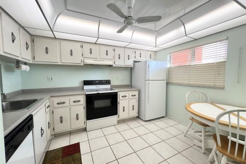 Copropriété à vendre à Tamarac, Floride: 2 chambres, 85.47 m2 № 1175245 - photo 4