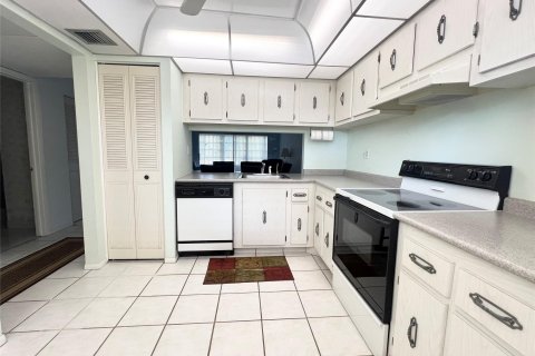 Copropriété à vendre à Tamarac, Floride: 2 chambres, 85.47 m2 № 1175245 - photo 5