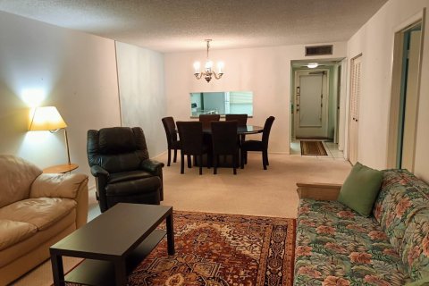 Condo in Tamarac, Florida, 2 bedrooms  № 1175245 - photo 14