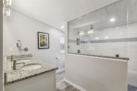 Villa ou maison à vendre à Tampa, Floride: 2 chambres, 118.91 m2 № 1344421 - photo 22