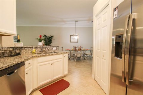 House in Venice, Florida 2 bedrooms, 145.67 sq.m. № 224714 - photo 30