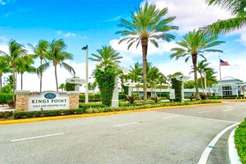 Condominio en venta en Delray Beach, Florida, 2 dormitorios, 82.03 m2 № 180619 - foto 1