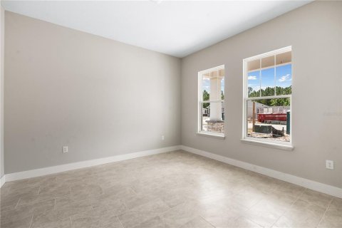 Casa en venta en Daytona Beach, Florida, 5 dormitorios, 276.85 m2 № 1402477 - foto 3