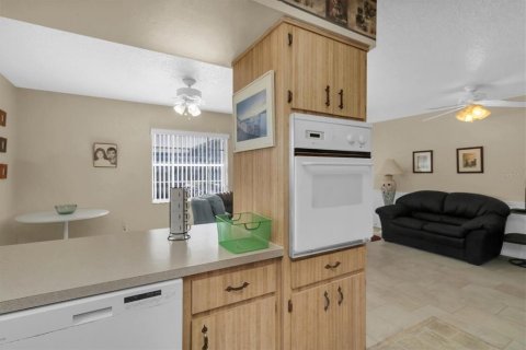 Copropriété à vendre à New Port Richey, Floride: 1 chambre, 62.43 m2 № 1361417 - photo 13