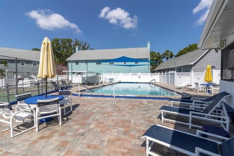 Condominio en venta en New Port Richey, Florida, 1 dormitorio, 62.43 m2 № 1361417 - foto 25