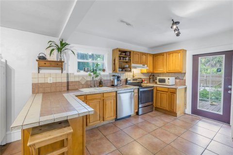 Casa en venta en Saint Petersburg, Florida, 2 dormitorios, 144.37 m2 № 1361822 - foto 18