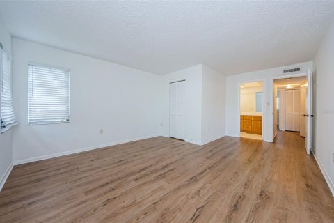 Copropriété à vendre à Clearwater, Floride: 2 chambres, 103.12 m2 № 1383717 - photo 12