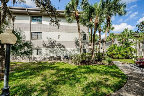 Copropriété à vendre à Clearwater, Floride: 2 chambres, 103.12 m2 № 1383717 - photo 1