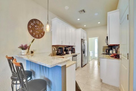 Townhouse in Hollywood, Florida 3 bedrooms, 132.01 sq.m. № 1080733 - photo 25