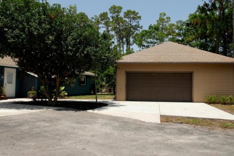 House in West Palm Beach, Florida 5 bedrooms, 213.58 sq.m. № 1175053 - photo 14